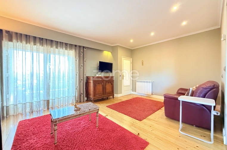 Moradia T3 para Venda em Brufe Foto 7