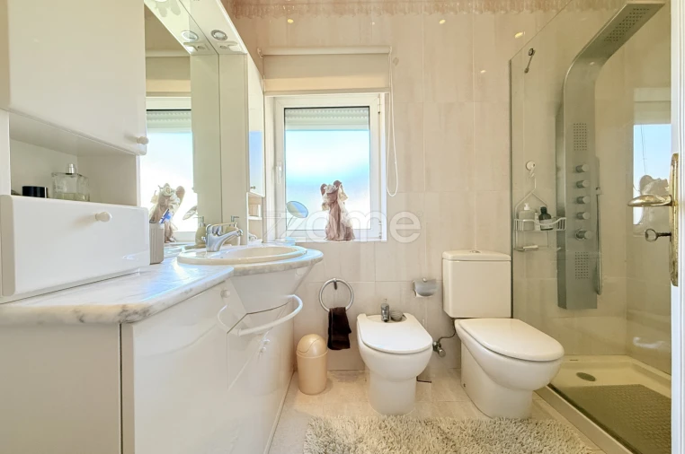 Moradia T3 para Venda em Brufe Foto 16