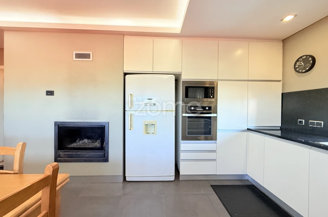 Moradia T3 para Venda em Brufe Foto 5