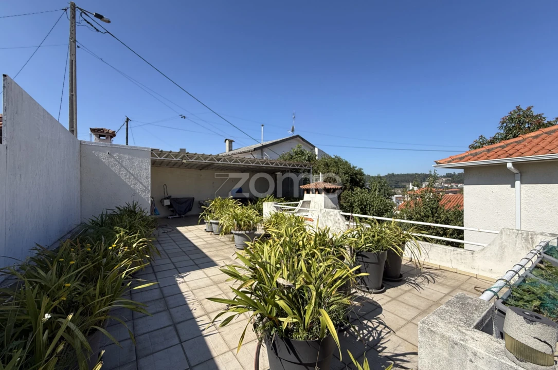 Moradia T3 para Venda em Brufe Foto 27