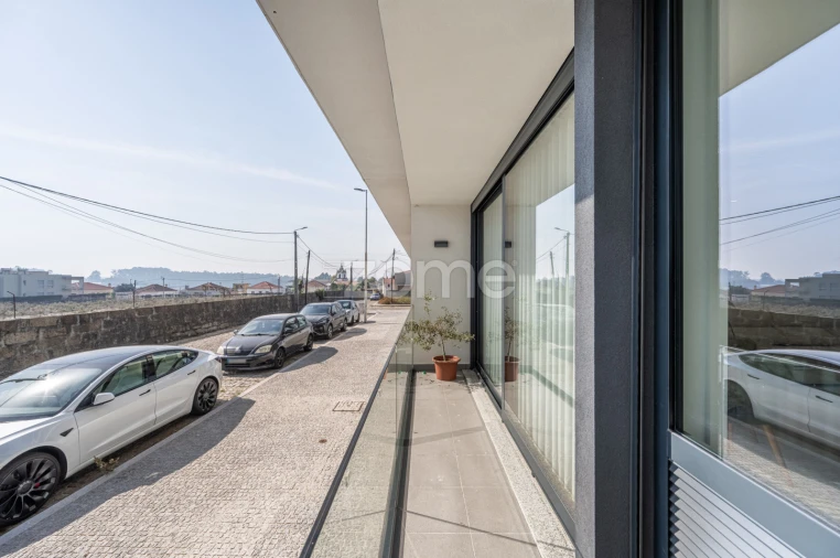 Apartamento T2 para Venda em Vilar de Pinheiro Foto 12