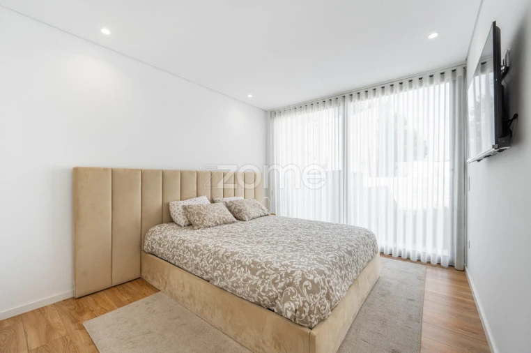 Apartamento T2 para Venda em Vilar de Pinheiro Foto 1