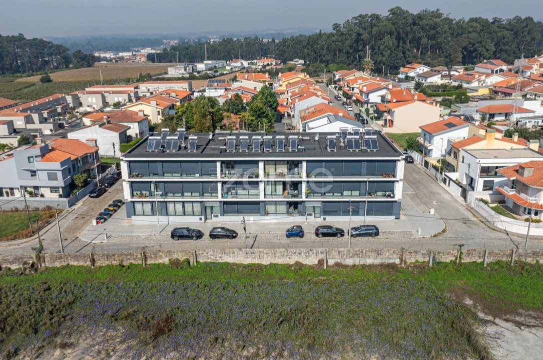 Apartamento T2 para Venda em Vilar de Pinheiro Foto 30