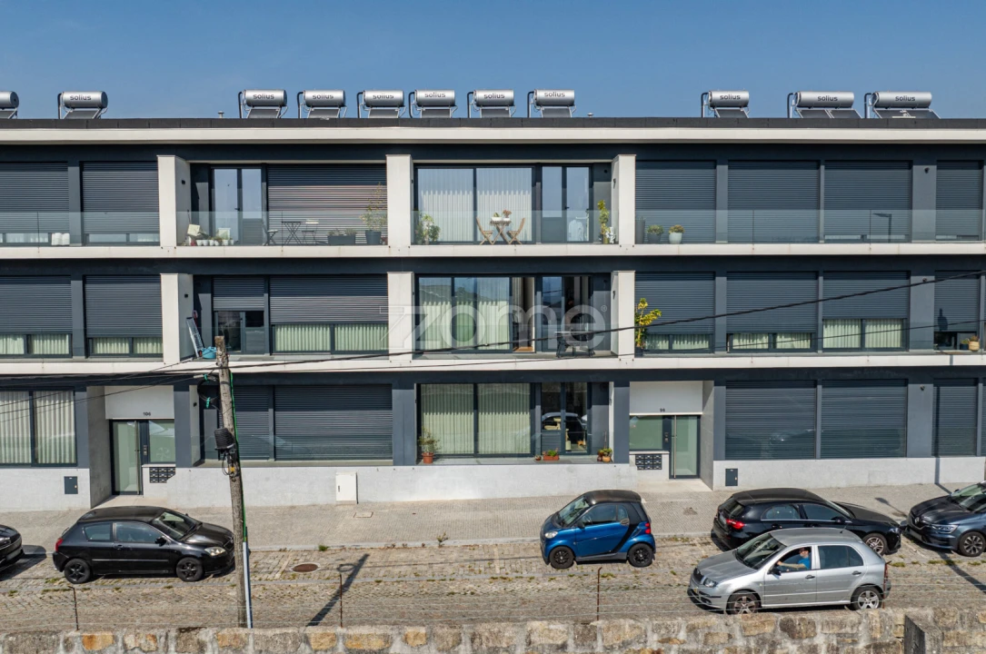 Apartamento T2 para Venda em Vilar de Pinheiro Foto 28