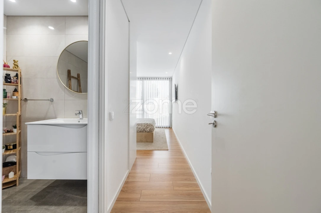 Apartamento T2 para Venda em Vilar de Pinheiro Foto 15