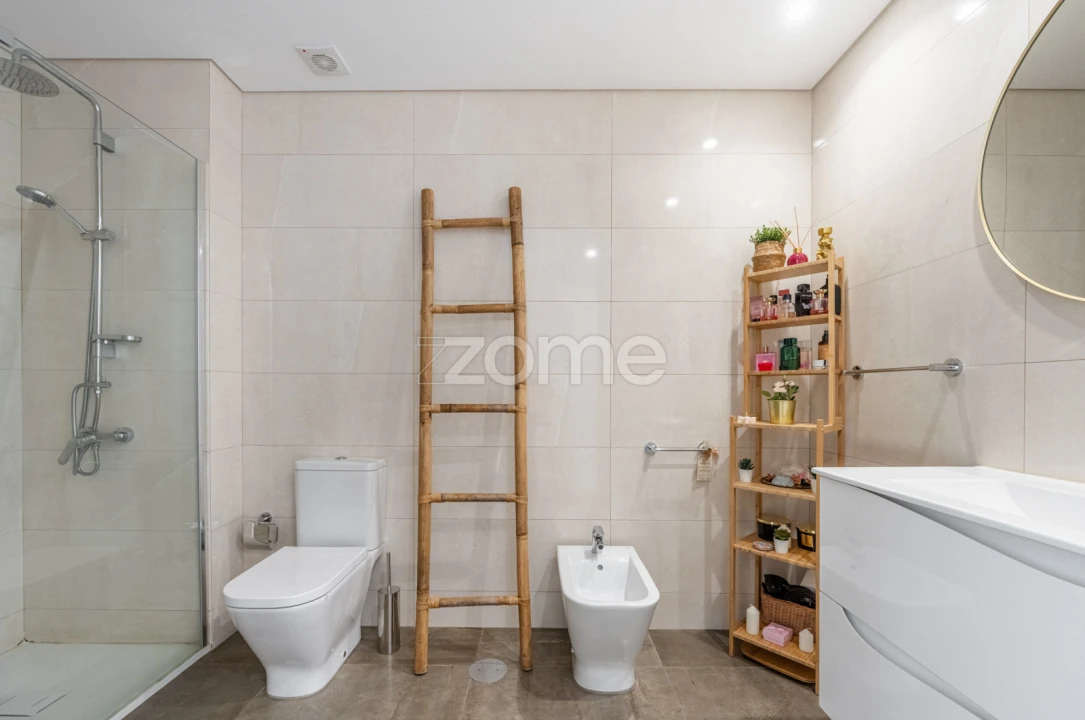 Apartamento T2 para Venda em Vilar de Pinheiro Foto 18