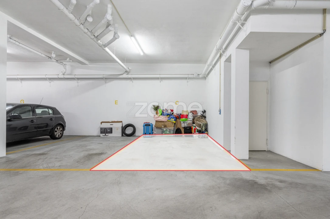 Apartamento T2 para Venda em Vilar de Pinheiro Foto 26