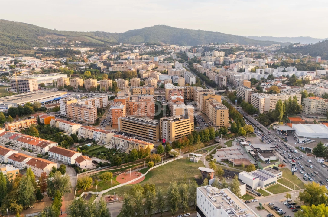 Garagem para Venda em São Vitor (Braga) Foto 10