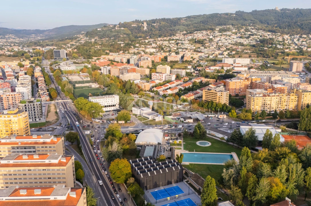 Garagem para Venda em São Vitor (Braga) Foto 12