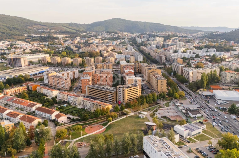 Garagem para Venda em São Vitor (Braga) Foto 10