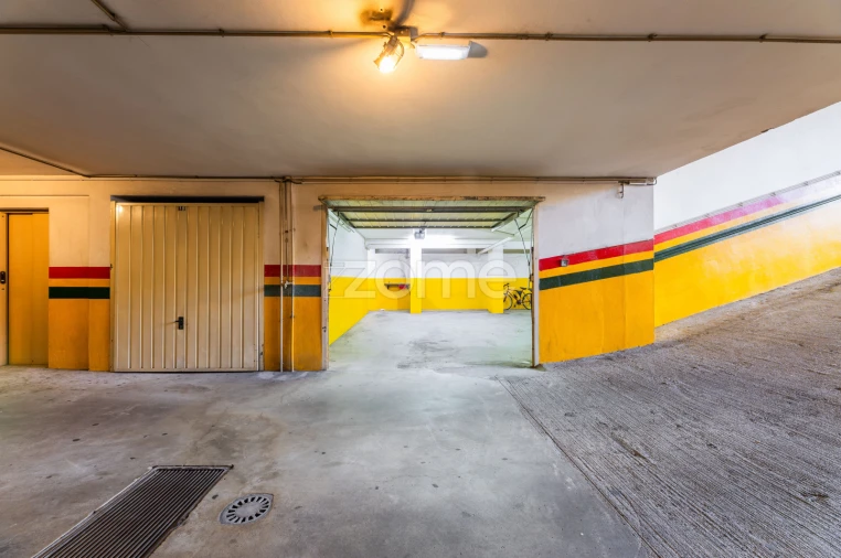 Garagem para Venda em São Vitor (Braga) Foto 8