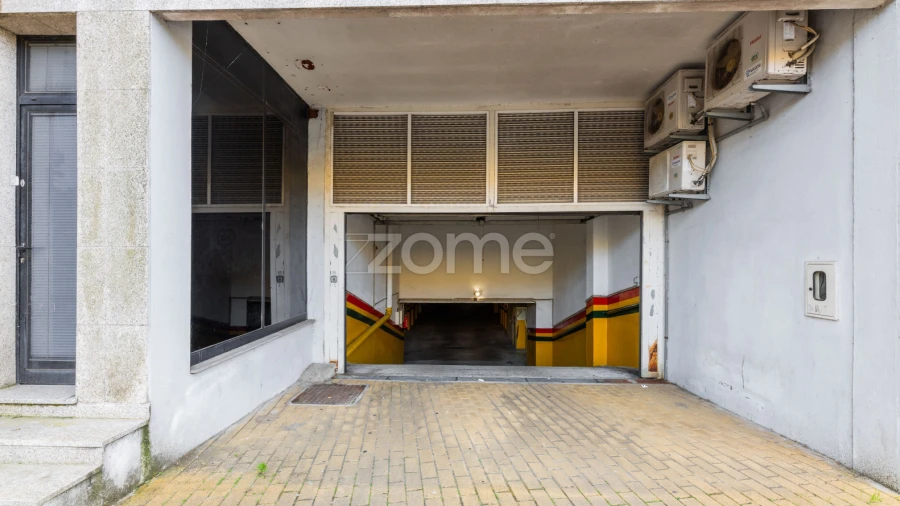 Garagem para Venda em São Vitor (Braga)