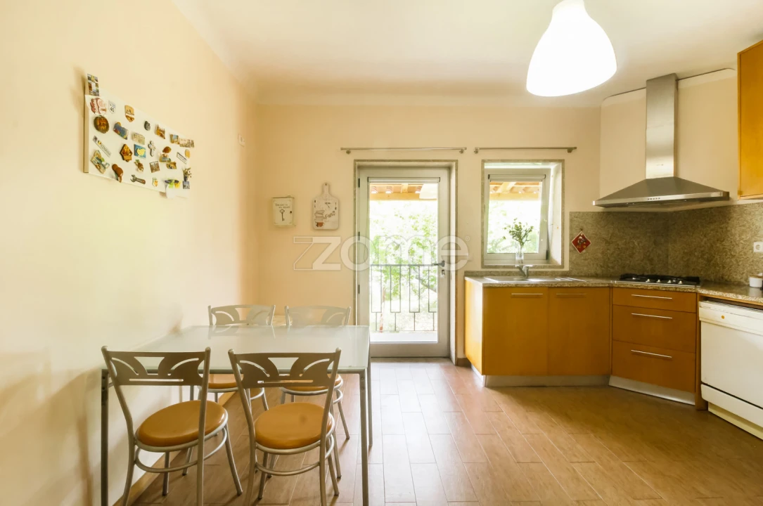 Moradia T6 para Arrendamento em Campo e Sobrado Foto 19