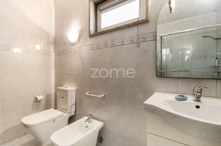 Moradia T6 para Arrendamento em Campo e Sobrado Foto 52