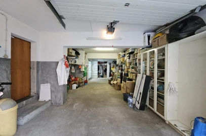 Apartamento T4 para Arrendamento em Aldoar, Foz do Douro e Nevogilde