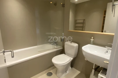 Apartamento T4 para Arrendamento em Aldoar, Foz do Douro e Nevogilde