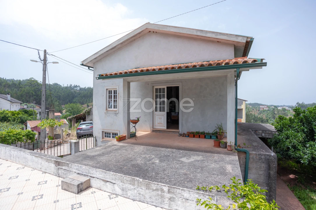 Moradia T1 para Venda em Almalagues Foto 17