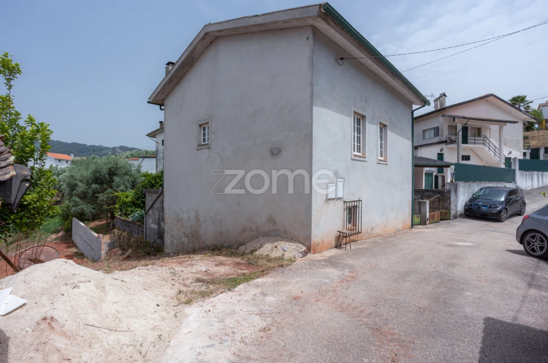 Moradia T1 para Venda em Almalagues Foto 32