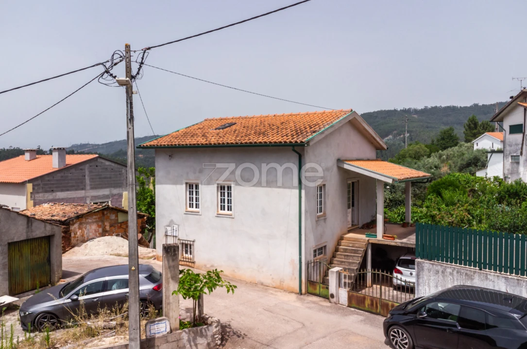 Moradia T1 para Venda em Almalagues Foto 11