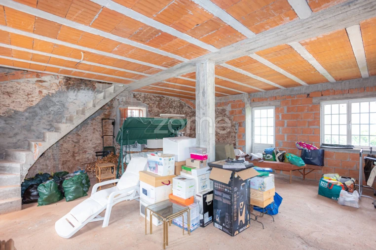 Moradia T1 para Venda em Almalagues Foto 14