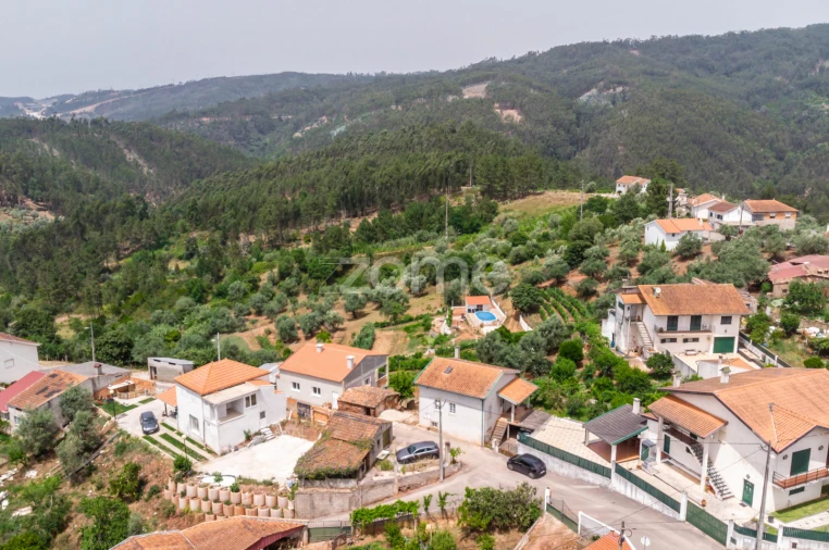 Moradia T1 para Venda em Almalagues Foto 8