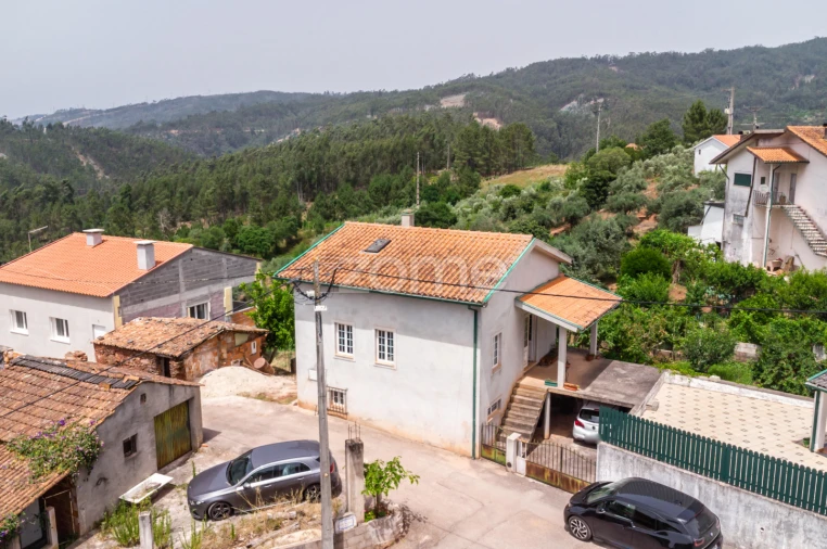 Moradia T1 para Venda em Almalagues Foto 10