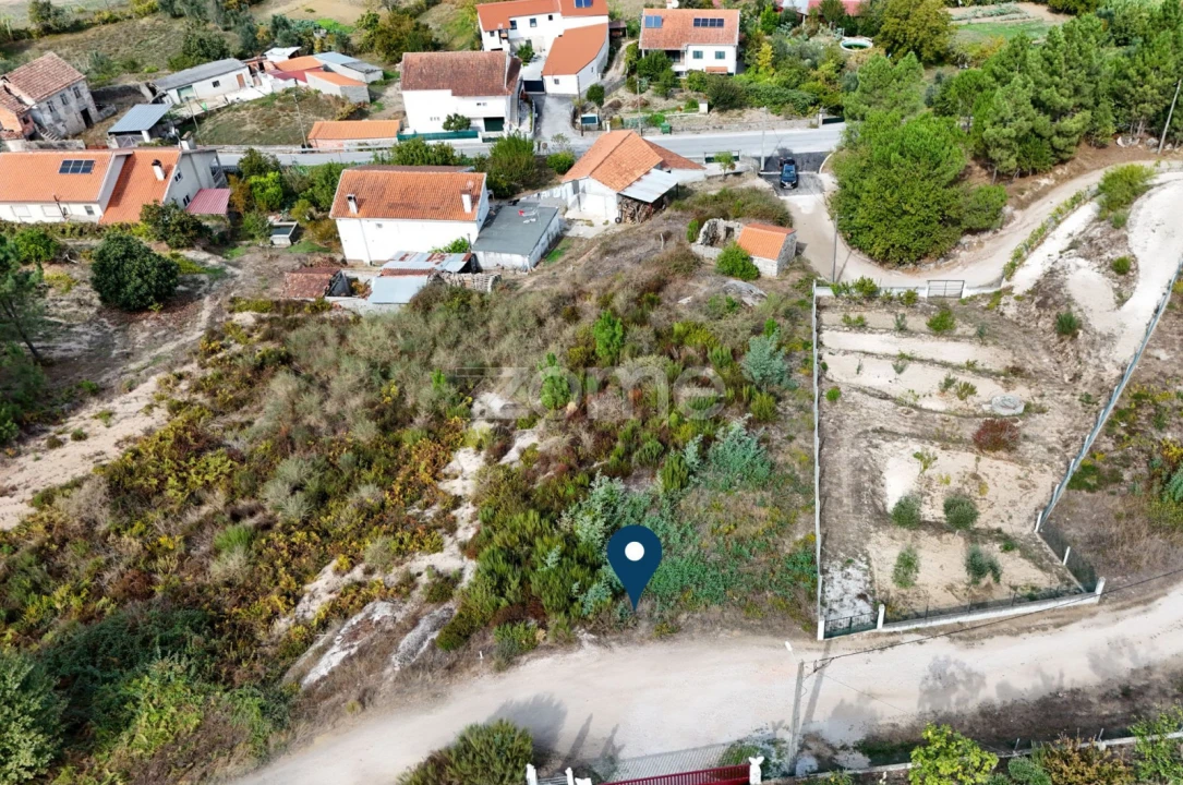 Terreno para Venda em Currelos, Papízios e Sobral Foto 3