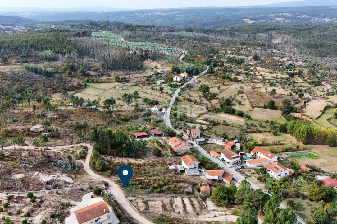 Terreno para Venda em Currelos, Papízios e Sobral Foto 2