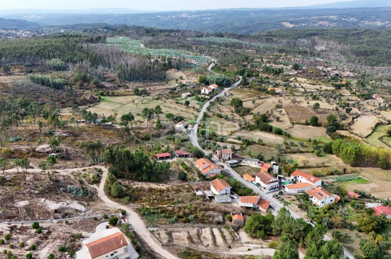 Terreno para Venda em Currelos, Papízios e Sobral Foto 13