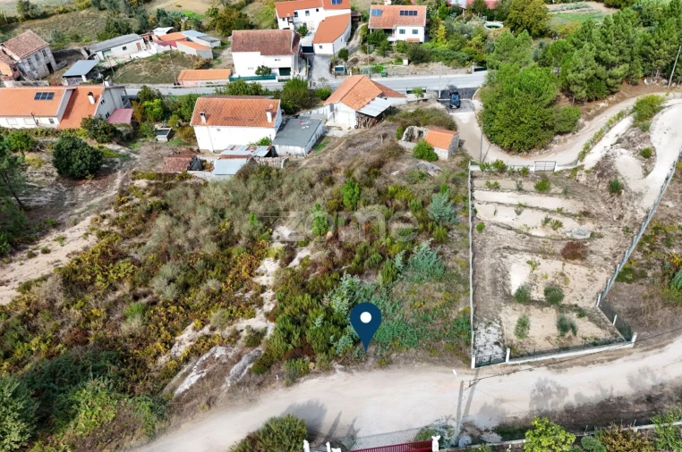 Terreno para Venda em Currelos, Papízios e Sobral Foto 3