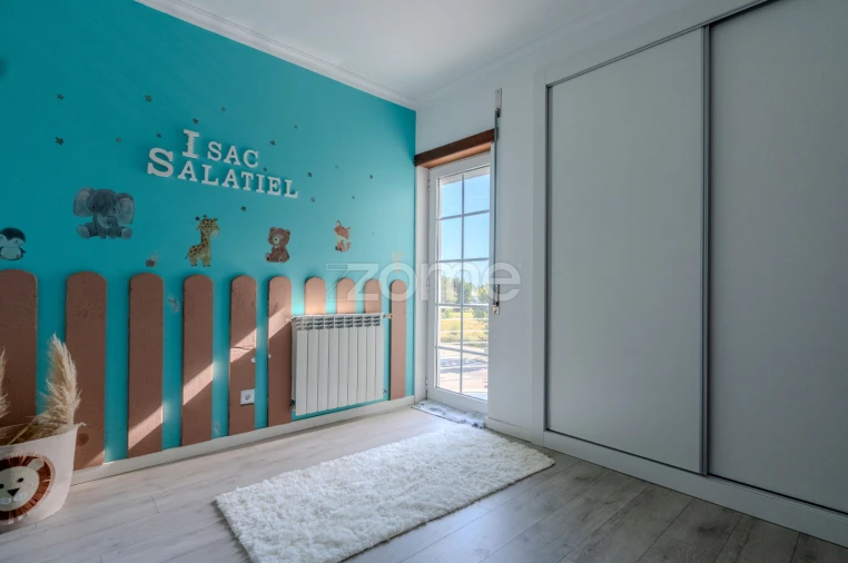 Apartamento T3 para Arrendamento em Currelos, Papízios e Sobral Foto 19