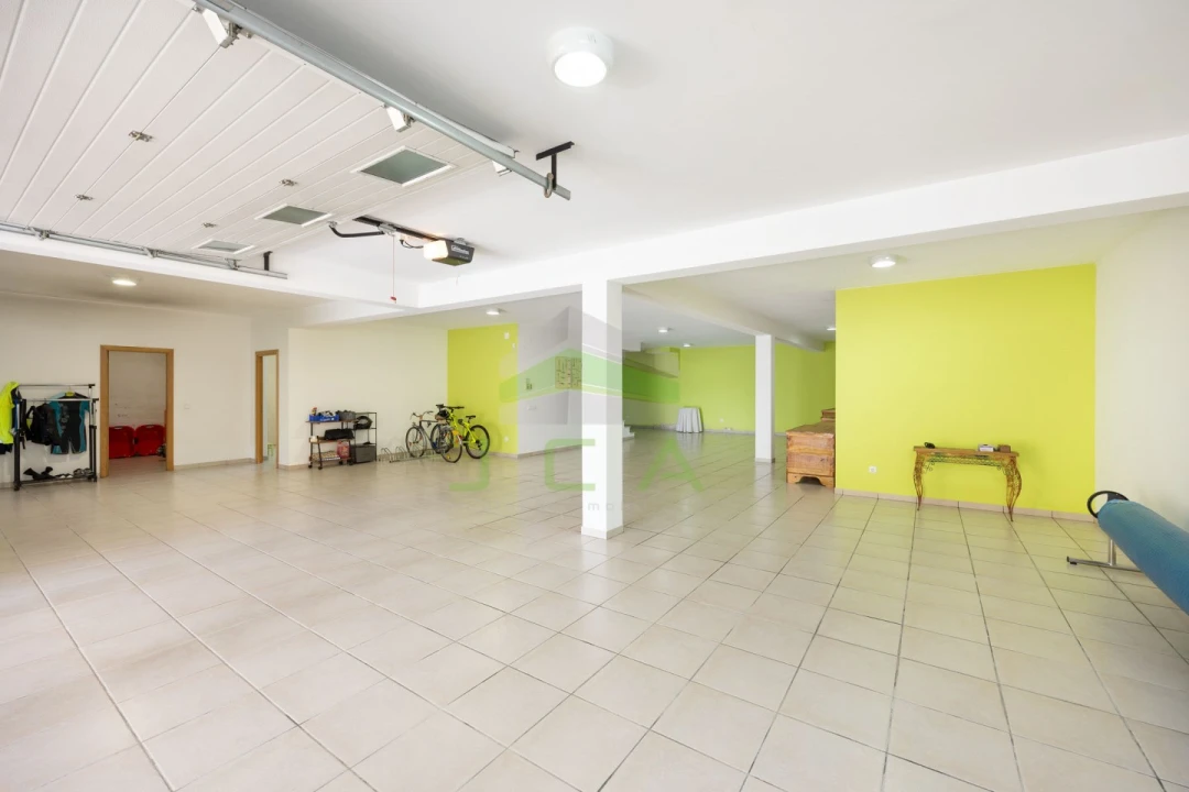 Moradia T4 para Venda em Arrabal Foto 33