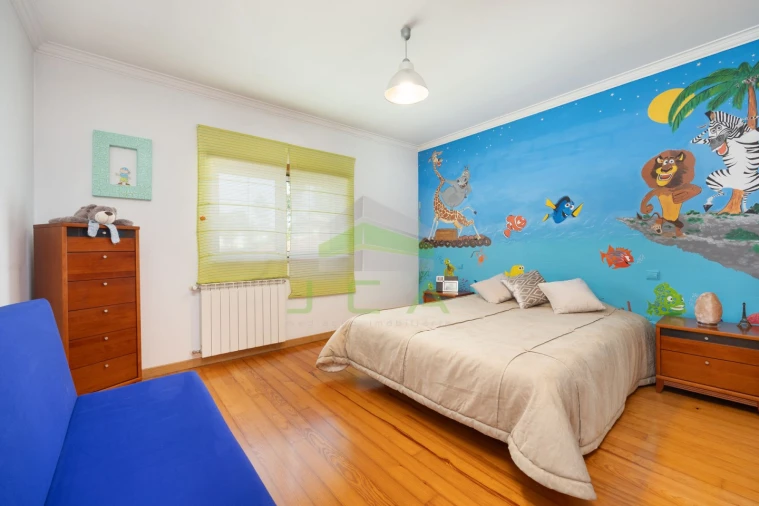 Moradia T4 para Venda em Arrabal Foto 23