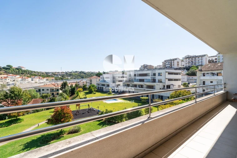 Apartamento T3 para Venda em São Martinho do Bispo e Ribeira de Frades Foto 27