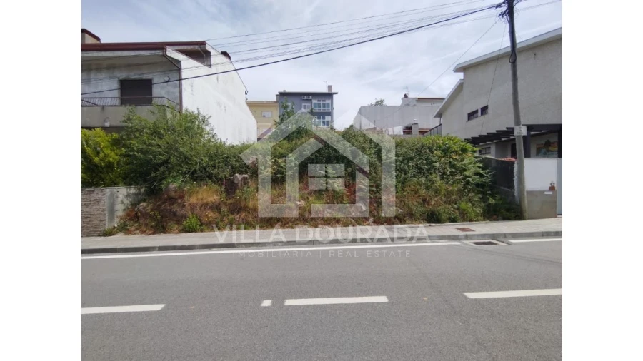 Terreno para Venda em Foz do Sousa e Covelo Foto 3