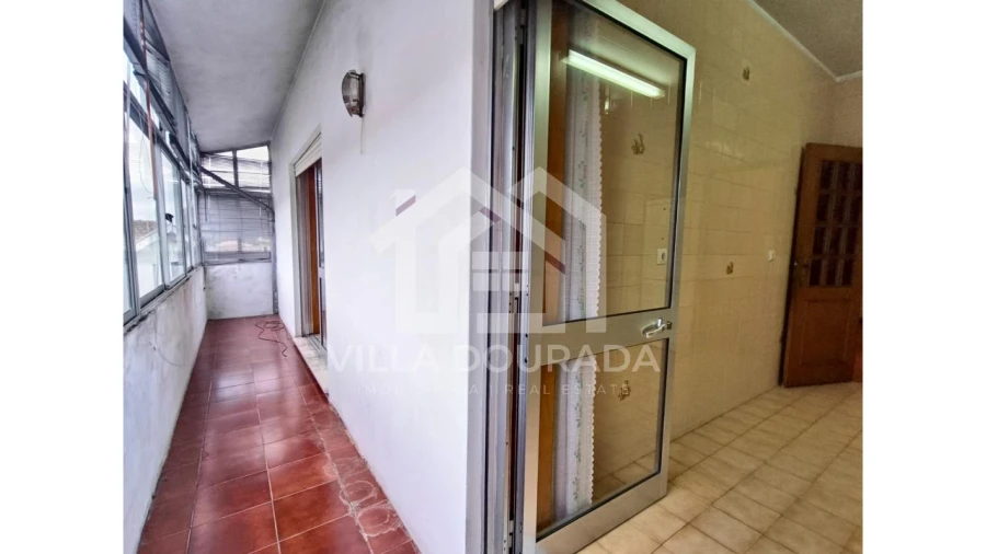 Apartamento T3 para Venda em Baguim do Monte (Rio Tinto) Foto 2