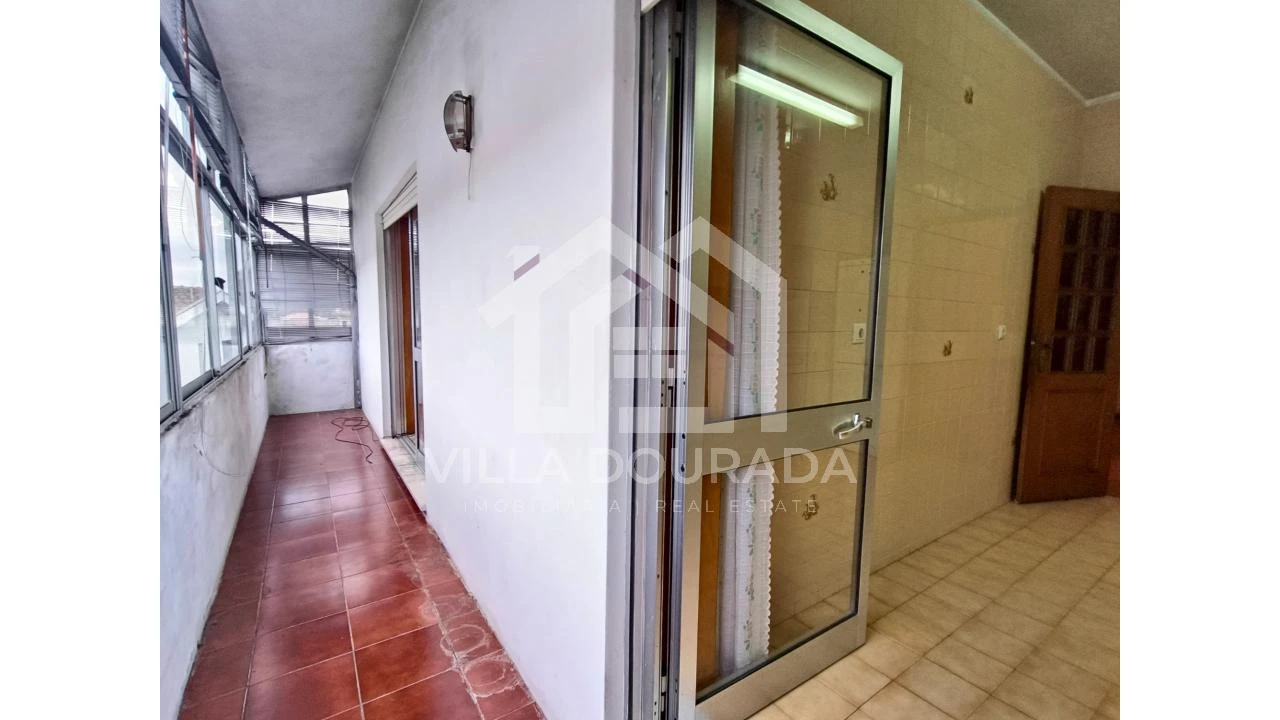 Apartamento T3 para Venda em Baguim do Monte (Rio Tinto) Foto 2