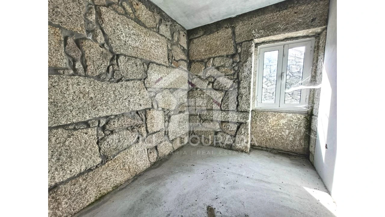 Moradia T3 para Venda em Alcofra Foto 15