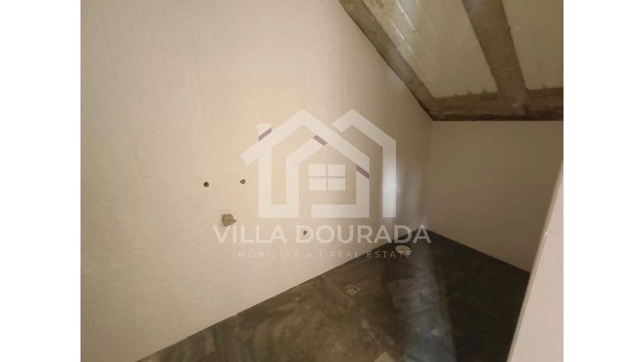 Moradia T3 para Venda em Alcofra Foto 25