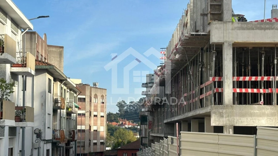 Apartamento para Venda em Mafamude e Vilar do Paraíso Foto 4