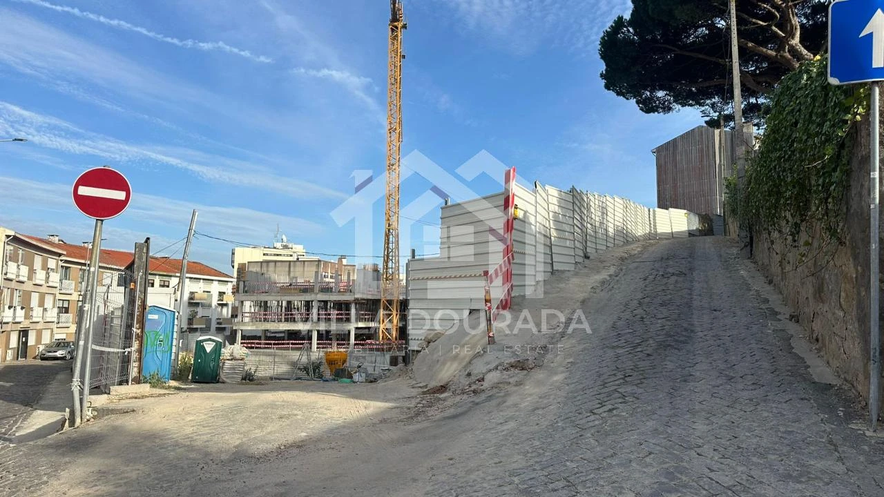 Apartamento para Venda em Mafamude e Vilar do Paraíso Foto 2