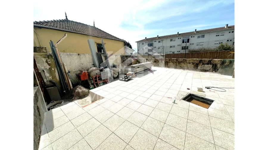 Moradia T4 para Venda em Campanhã Foto 10