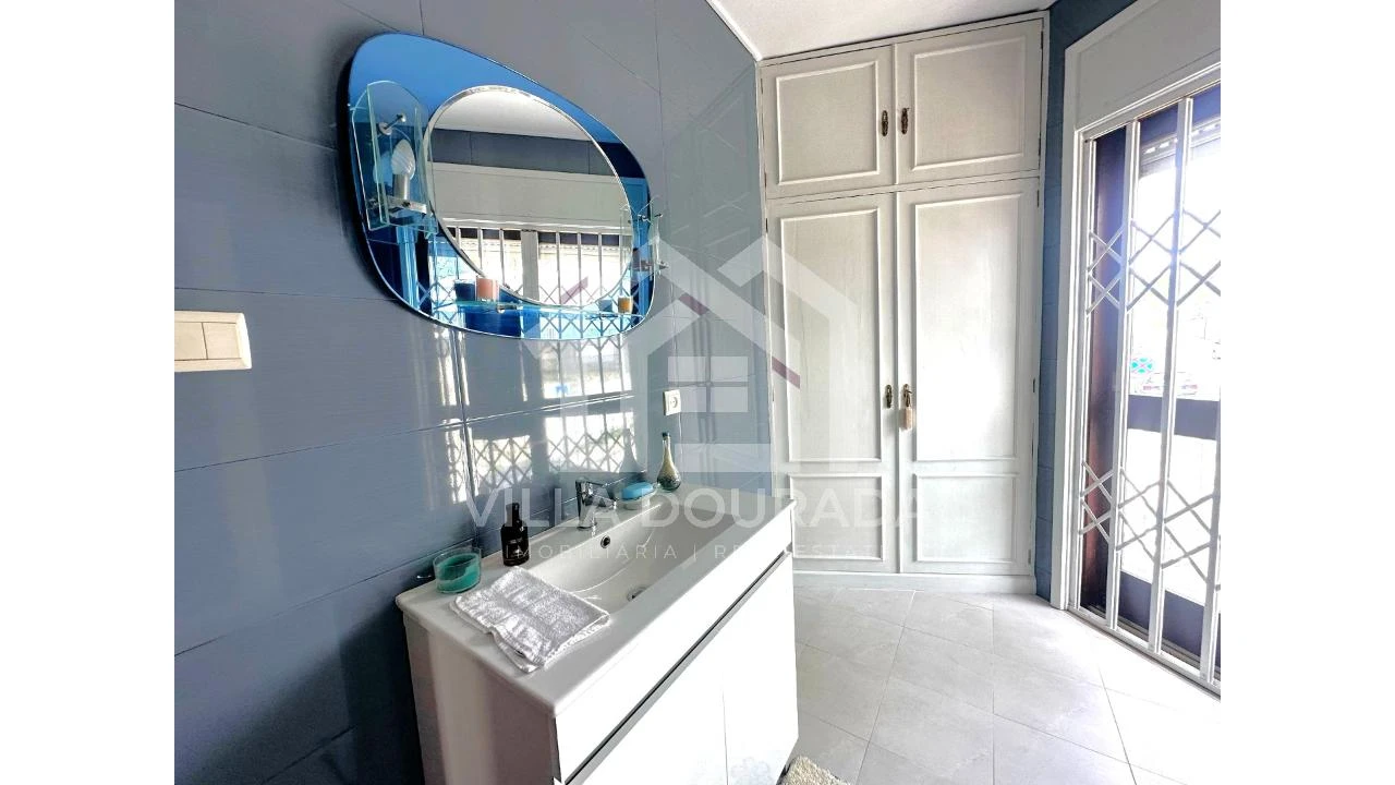 Moradia T4 para Venda em Campanhã Foto 12