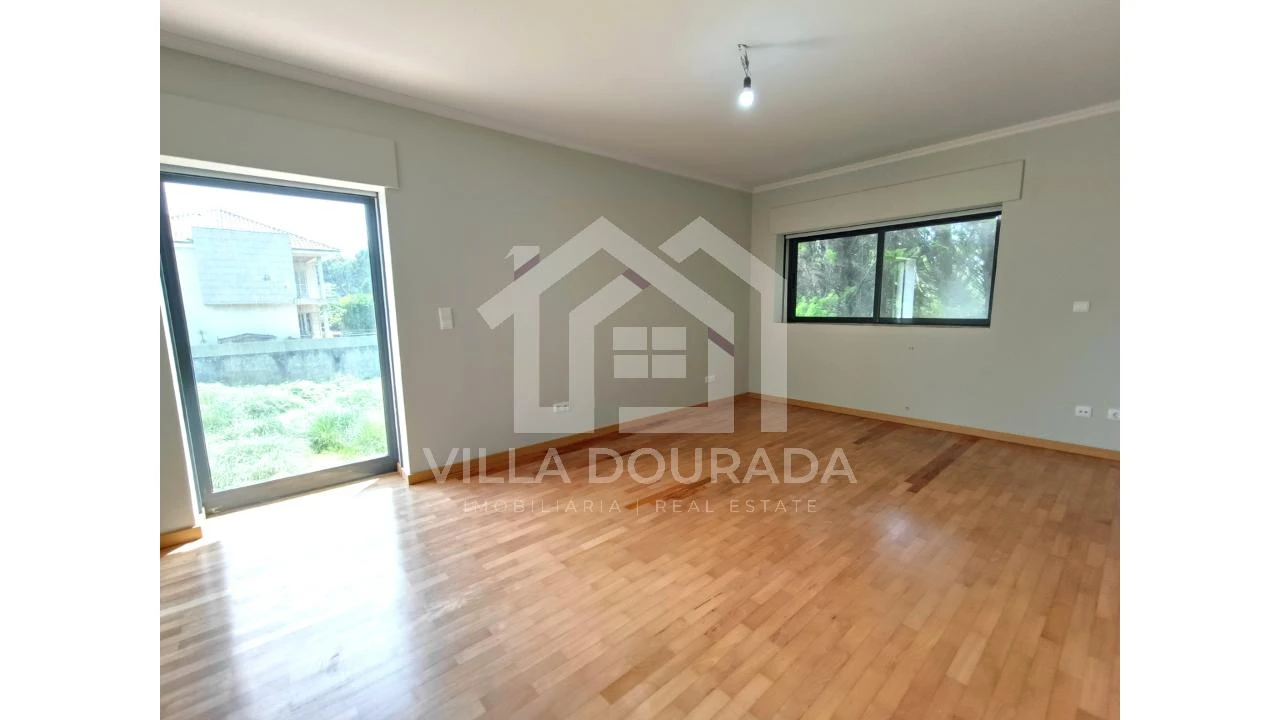 Moradia T3 para Venda em Amarante (São Gonçalo), Madalena, Cepelos e Gatão Foto 7