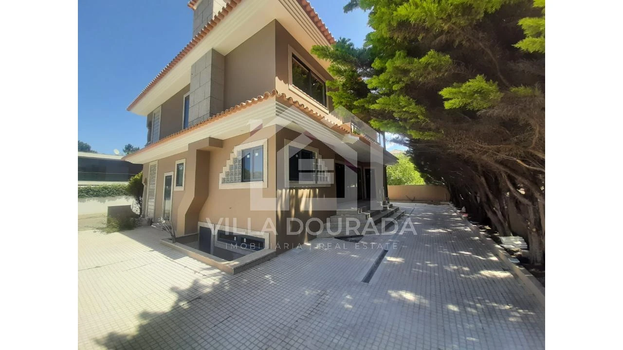 Moradia T3 para Venda em Amarante (São Gonçalo), Madalena, Cepelos e Gatão Foto 1