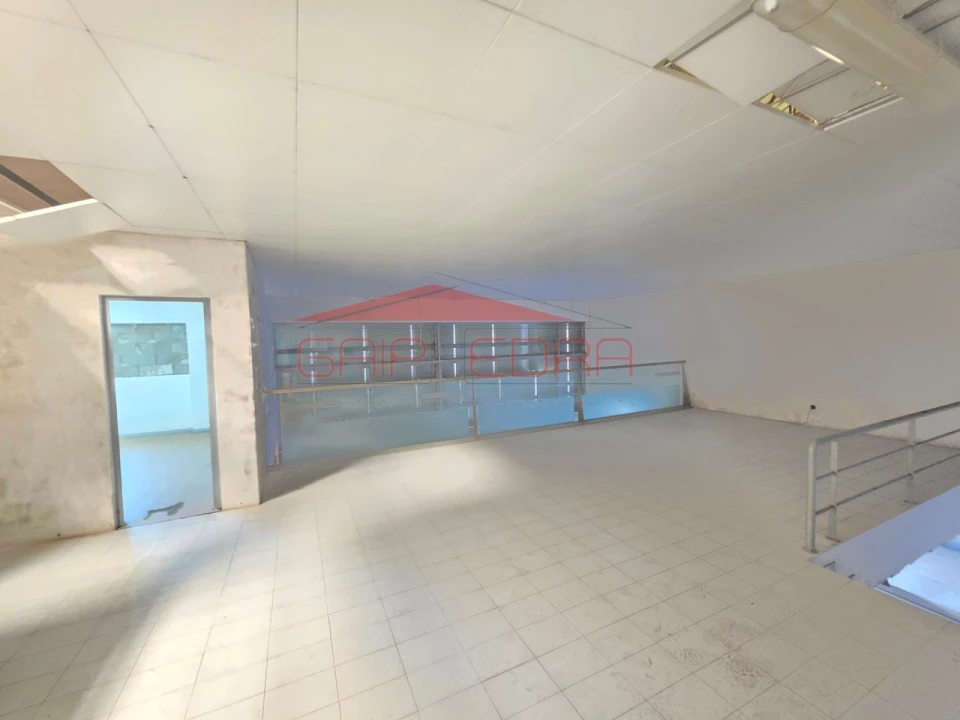 Armazém para Venda em Silvalde Foto 19