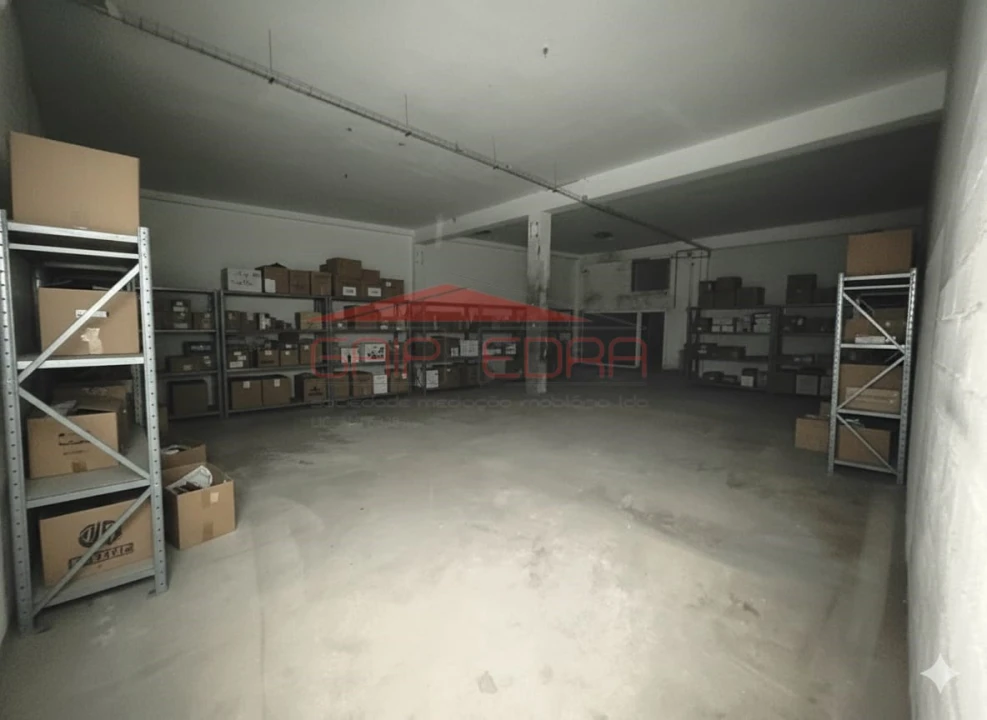 Armazém para Venda em Silvalde Foto 7