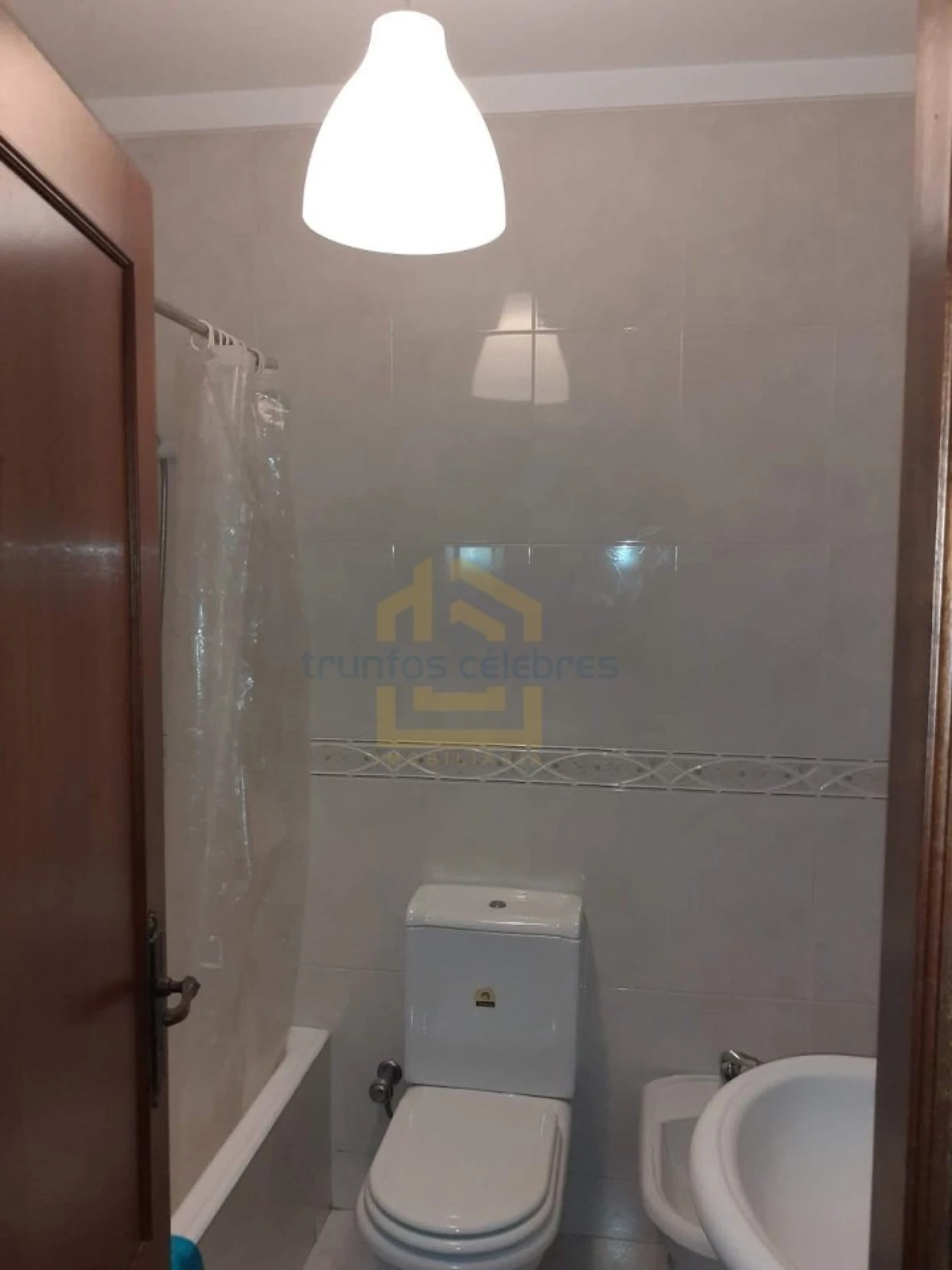 Apartamento T2 para Venda em Azurara Foto 16