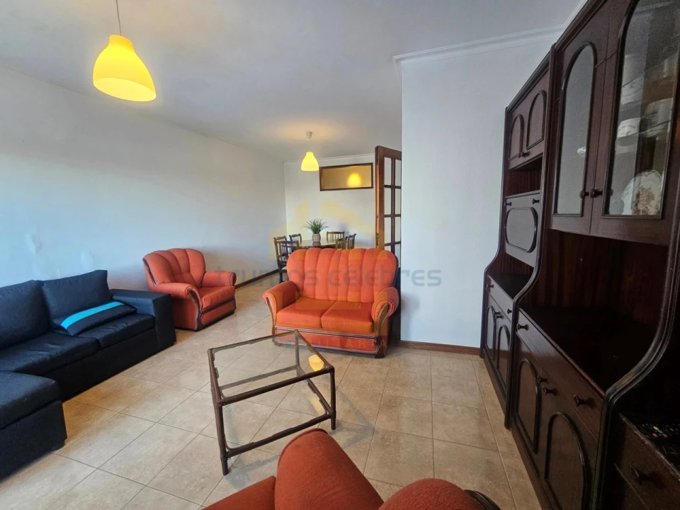 Apartamento T2 para Venda em Azurara Foto 22