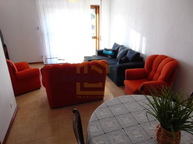 Apartamento T2 para Venda em Azurara Foto 6